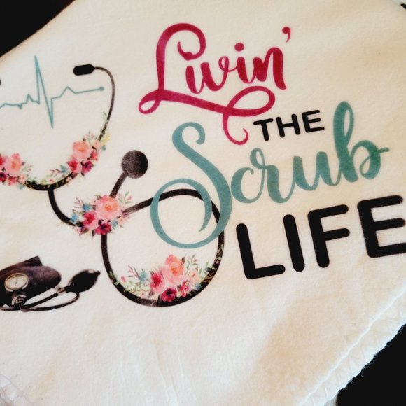 Livin The Scrub Life Nurses Cna Throw Blanket - Picture 3 of 6